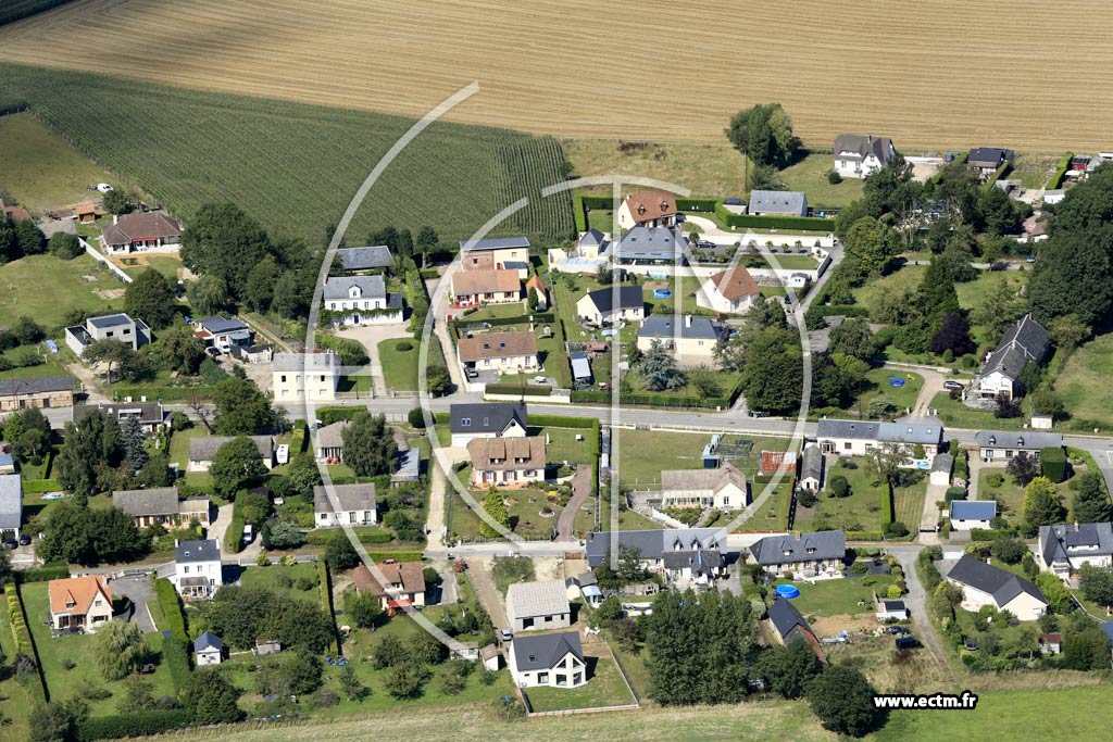 Photo arienne de Saint-Jean-de-Folleville