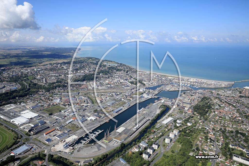 Photo arienne de Dieppe (Centre - Bassin de Paris - Saint-Pierre)