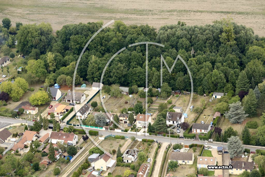 Photo arienne de Garennes-sur-Eure