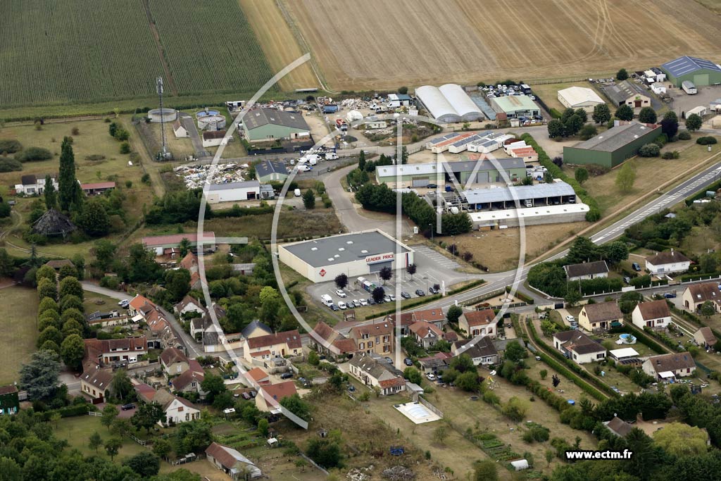 Photo arienne de Garennes-sur-Eure