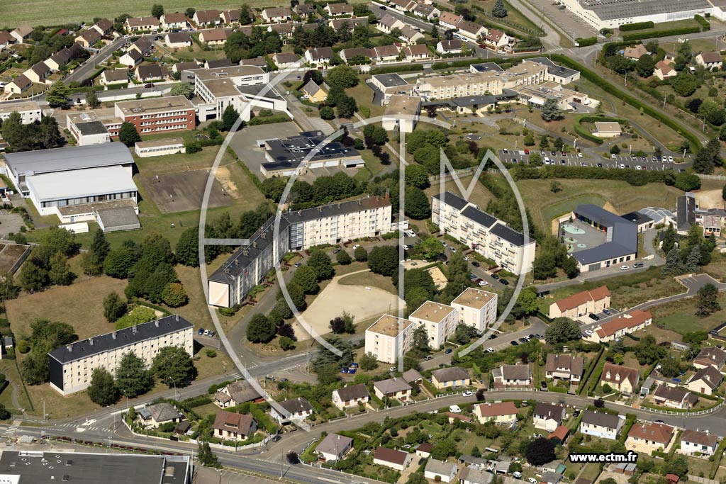 Photo arienne de Nogent-le-Roi