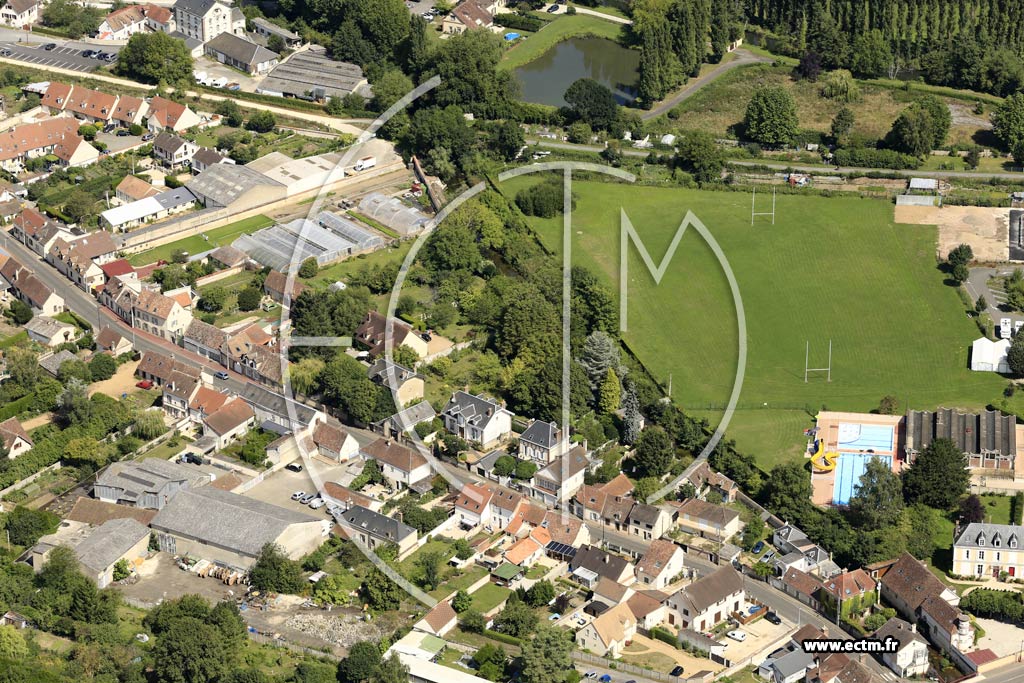 Photo arienne de Nogent-le-Roi