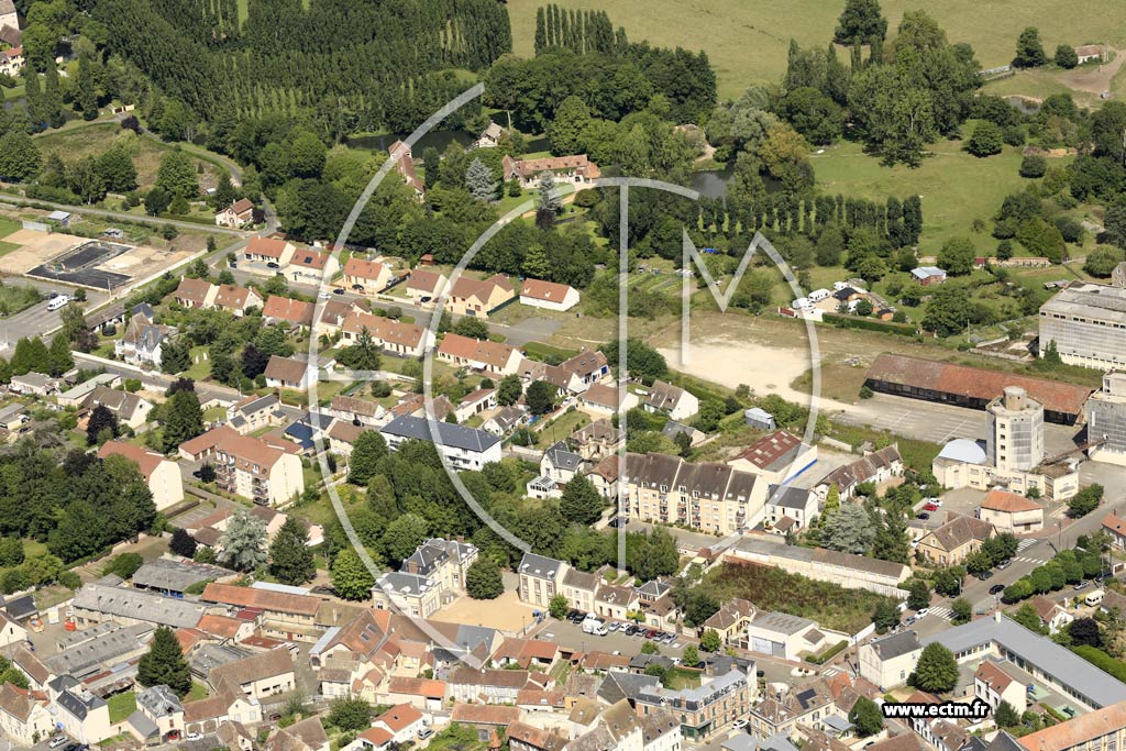 Photo arienne de Nogent-le-Roi
