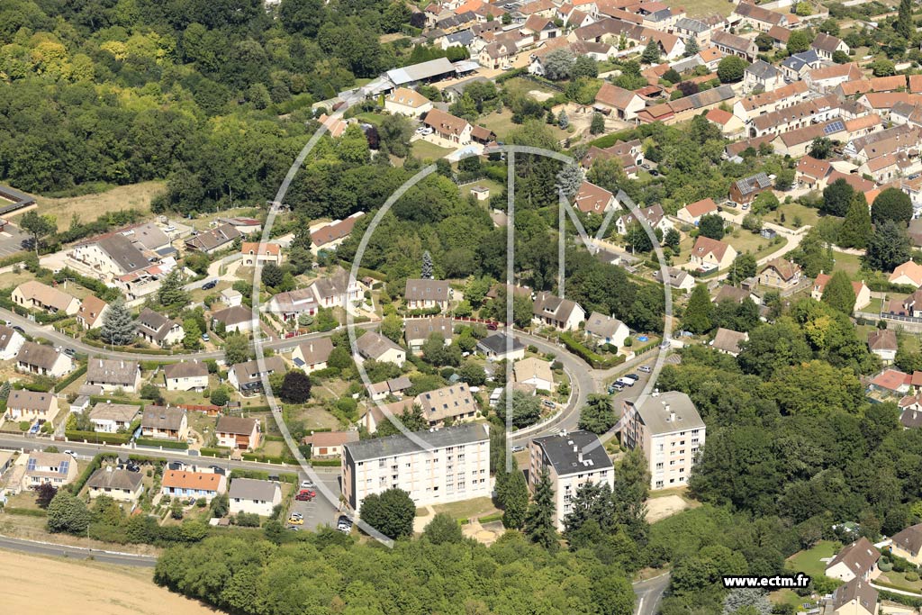 Photo arienne de Pierres (les Hautes Perreuses)