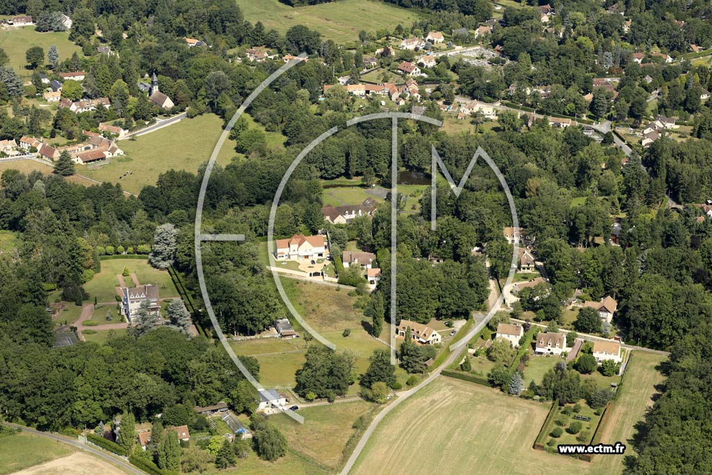 Photo arienne de Poigny-la-Fort