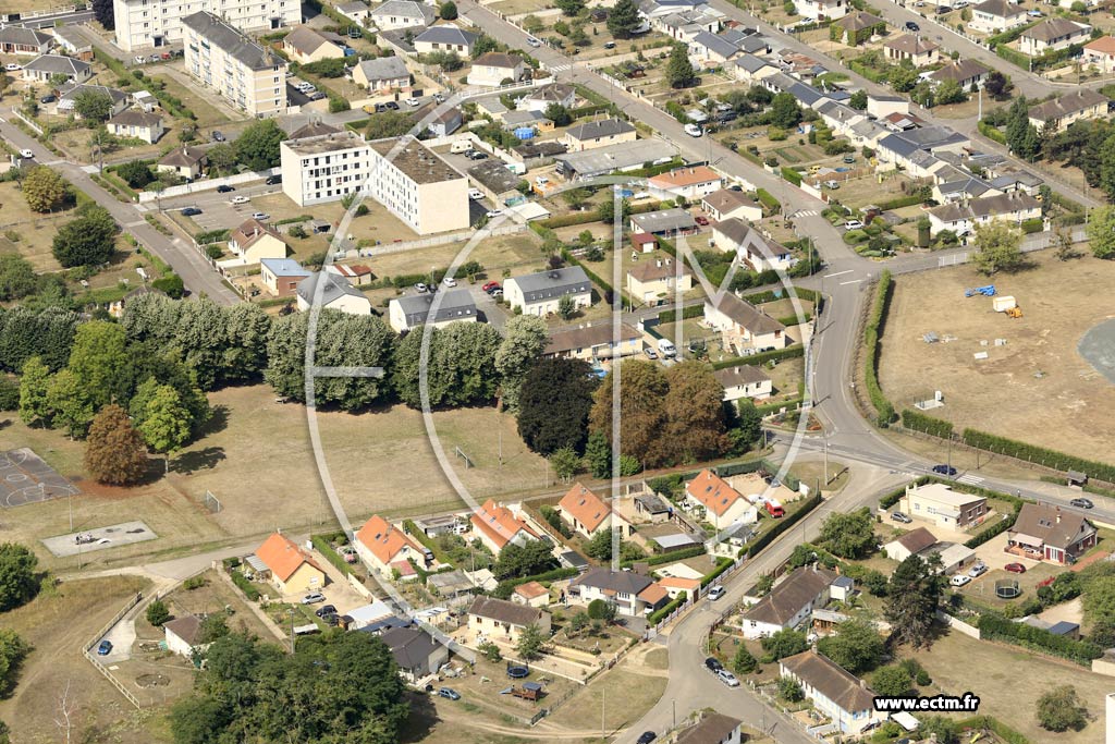 Photo arienne de Ptres