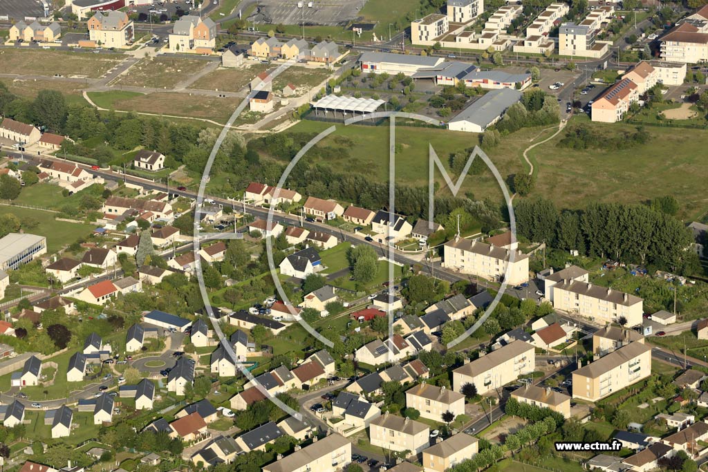 Photo arienne de Chlette-sur-Loing (la Pontonnerie)