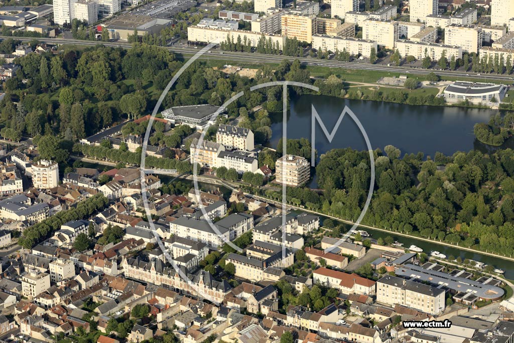 Photo arienne de Montargis (Centre)