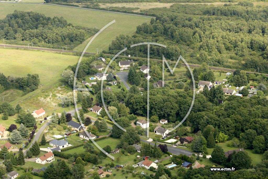 Photo arienne de Nogent-sur-Vernisson (Domaine de Baug)