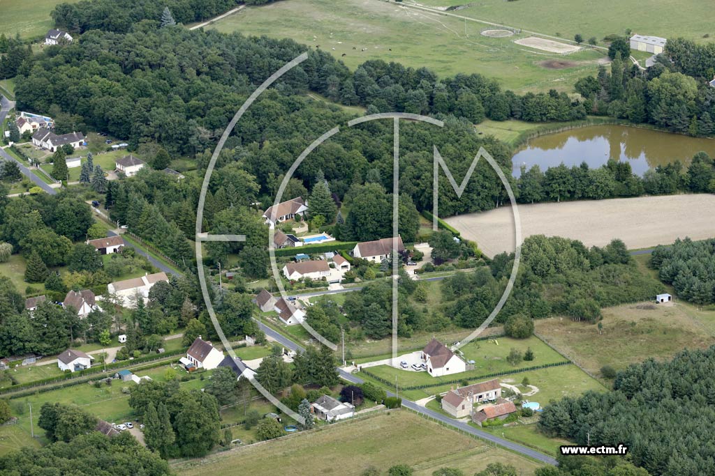 Photo arienne de Bouzy-la-Fort (Buisson Madelon)