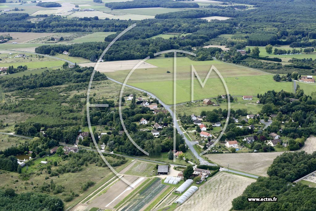 Photo arienne de Bouzy-la-Fort (la Petite Mtairie - les Bruyres)