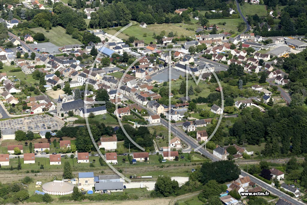 Photo arienne de Les Bordes (le Blouzeau)