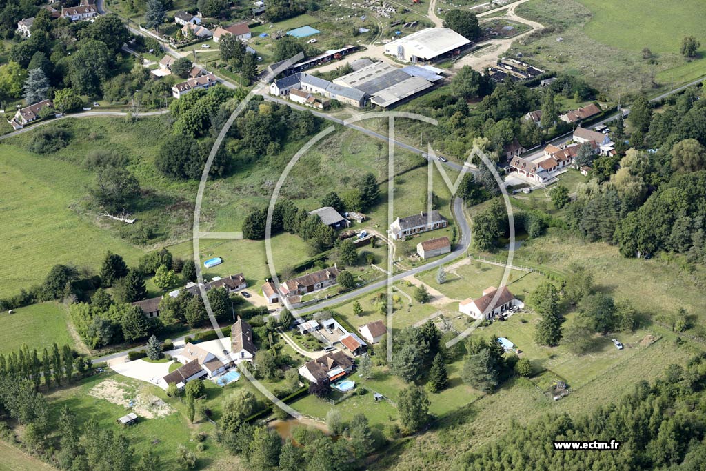 Photo arienne de Les Bordes (les Coteaux)