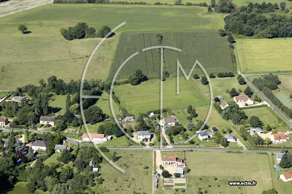 Photo arienne de Noyers (Point de Vue)