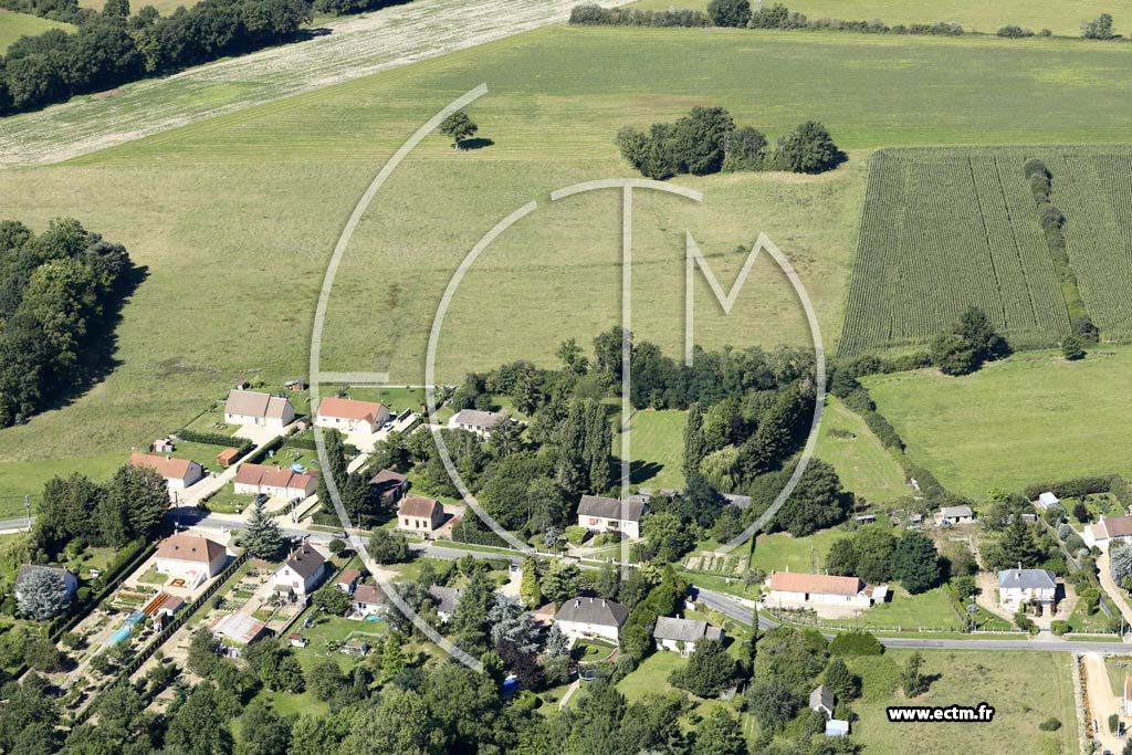 Photo arienne de Noyers (Point de Vue)