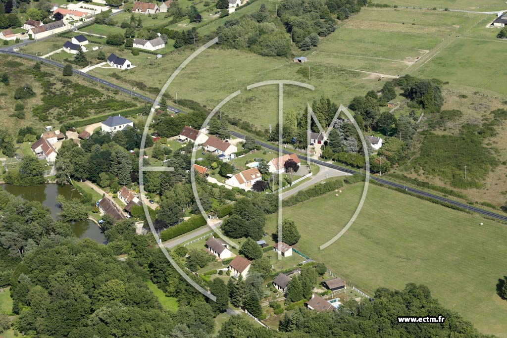 Photo arienne de Ouzouer-sur-Loire (Bois Quenouille)