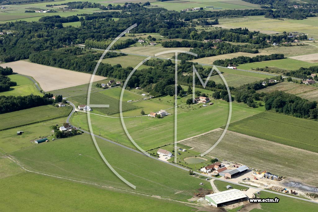 Photo arienne de Saint-Benot-sur-Loire (les Chabobires - Cormin)