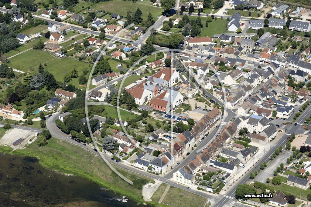Photo arienne de Saint-Denis-de-l'Htel
