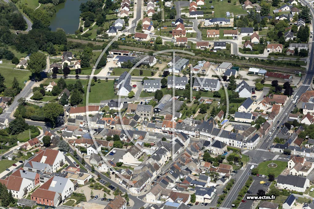 Photo arienne de Saint-Denis-de-l'Htel