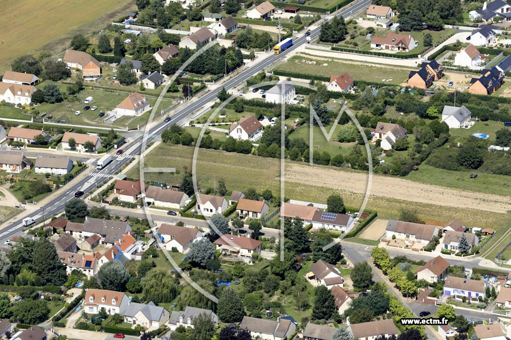 Photo arienne de Saint-Denis-de-l'Htel (Nord)