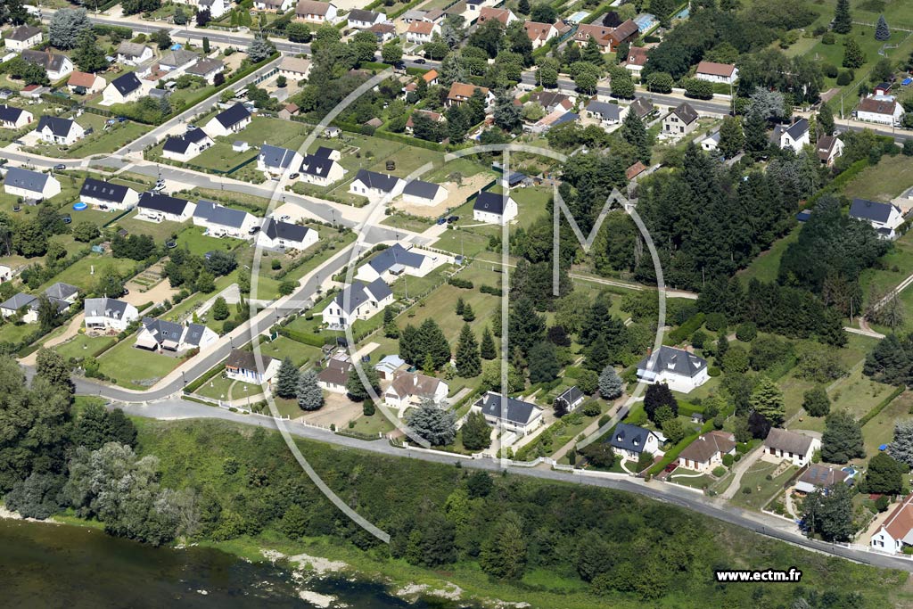 Photo arienne de Saint-Denis-de-l'Htel (Ouest)
