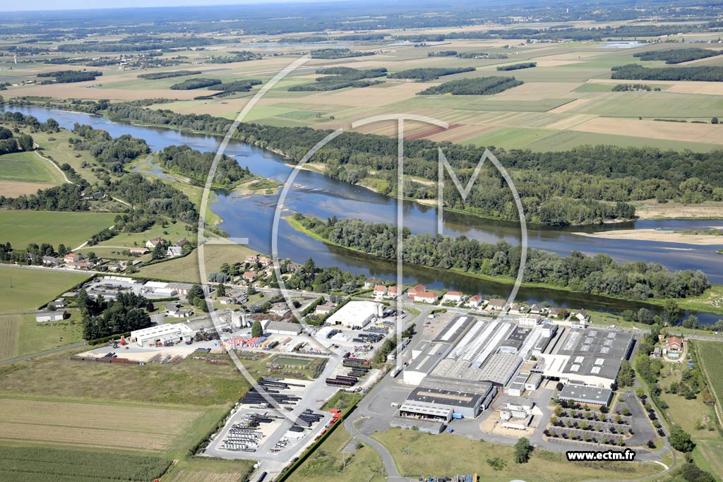 Photo arienne de Sully-sur-Loire (la Pellicule)