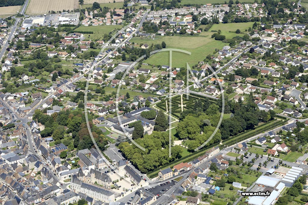 Photo arienne de Aubigny-sur-Nre (Centre)