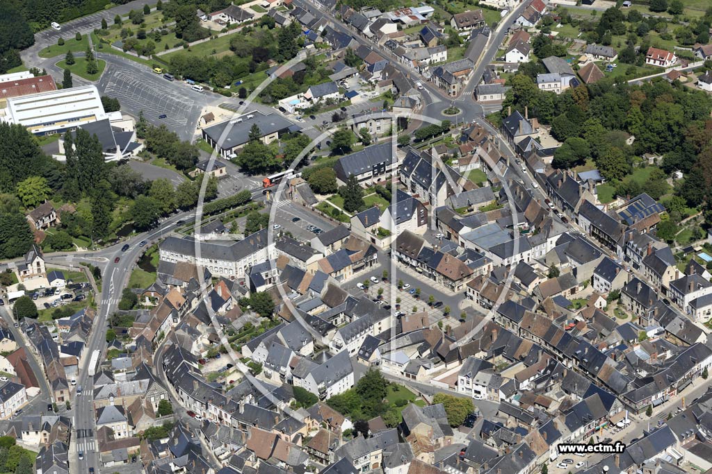 Photo arienne de Aubigny-sur-Nre (Centre)