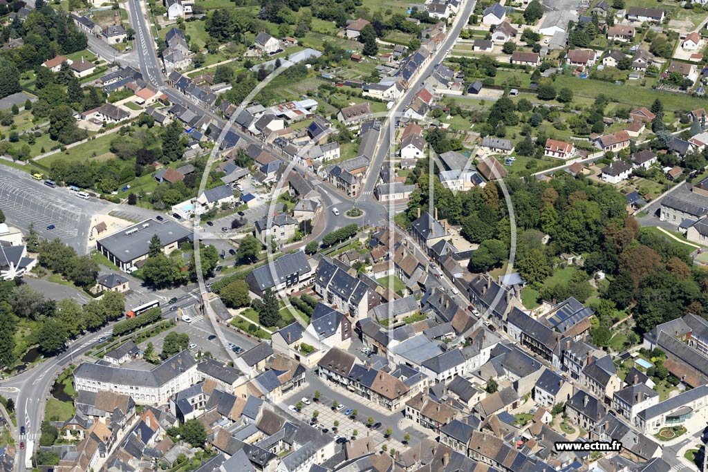 Photo arienne de Aubigny-sur-Nre (Centre)