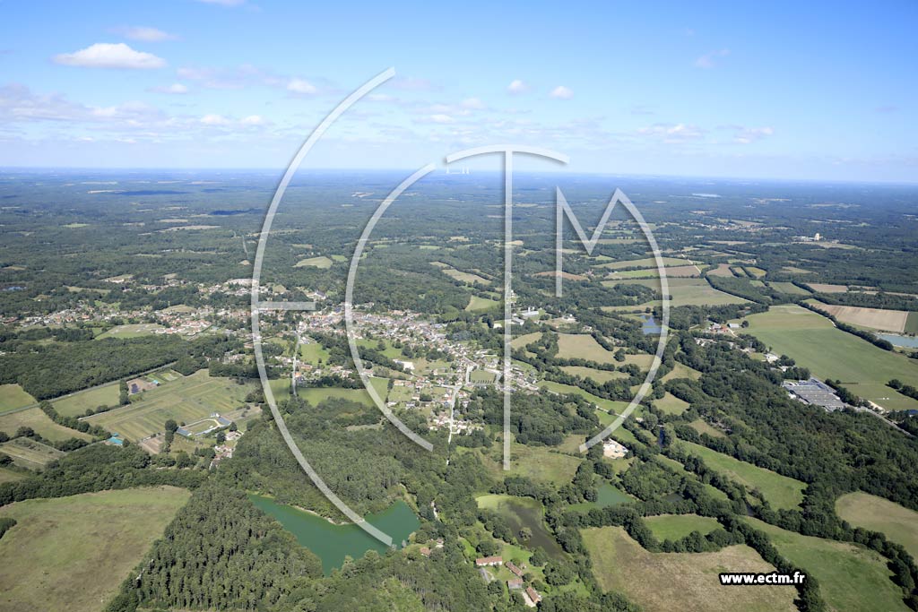 Photo arienne de Brinon-sur-Sauldre