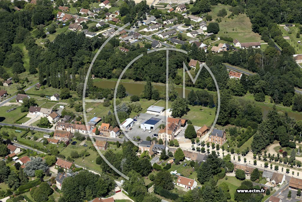 Photo arienne de Brinon-sur-Sauldre (Centre)