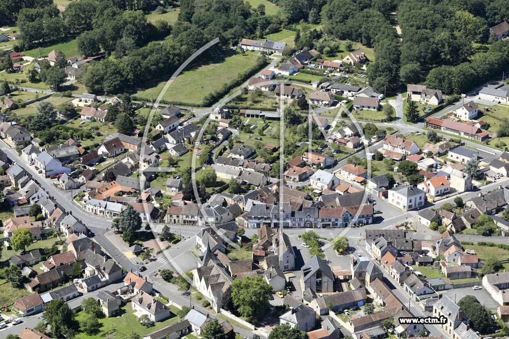 Photo arienne de Neuvy-sur-Barangeon (Centre)
