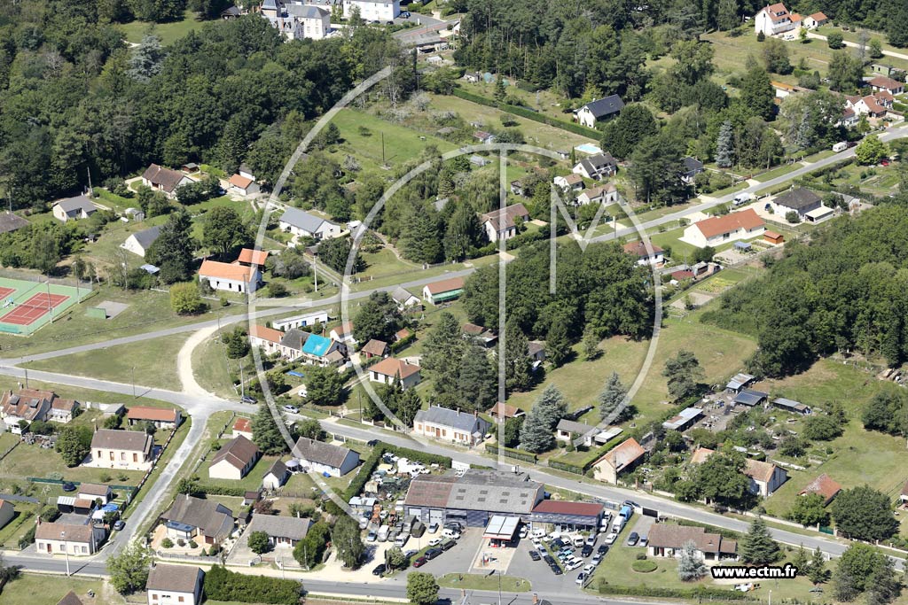 Photo arienne de Neuvy-sur-Barangeon (la Grande Potence)