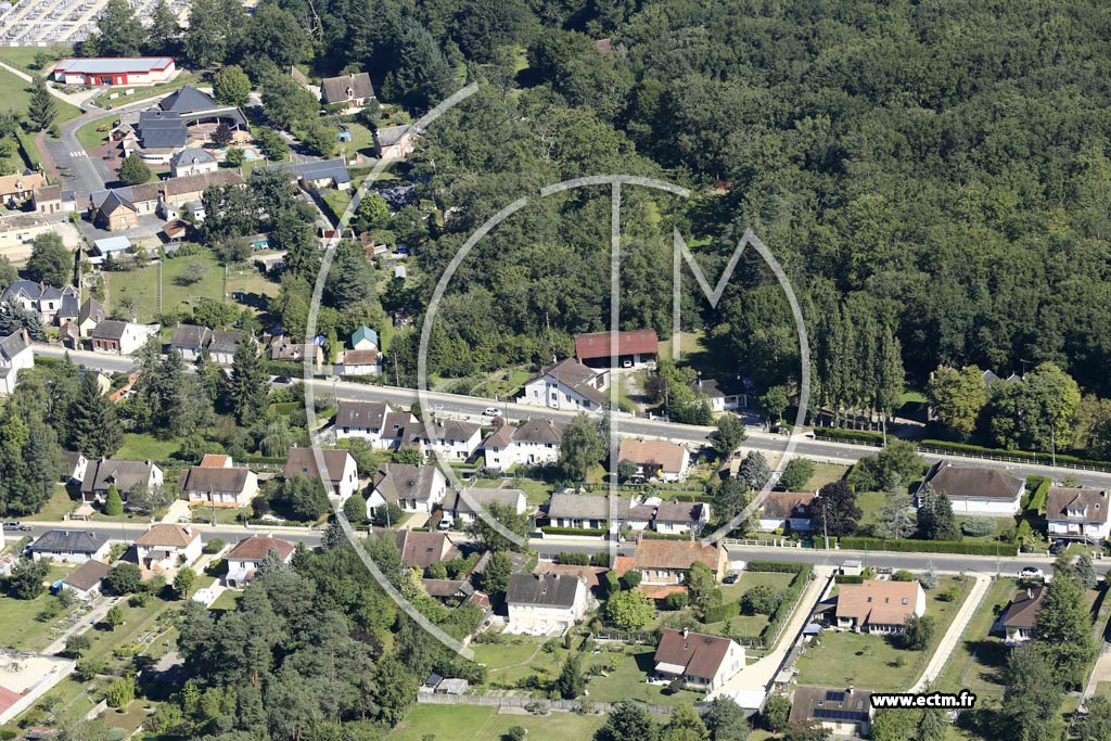 Photo arienne de Nouan-le-Fuzelier