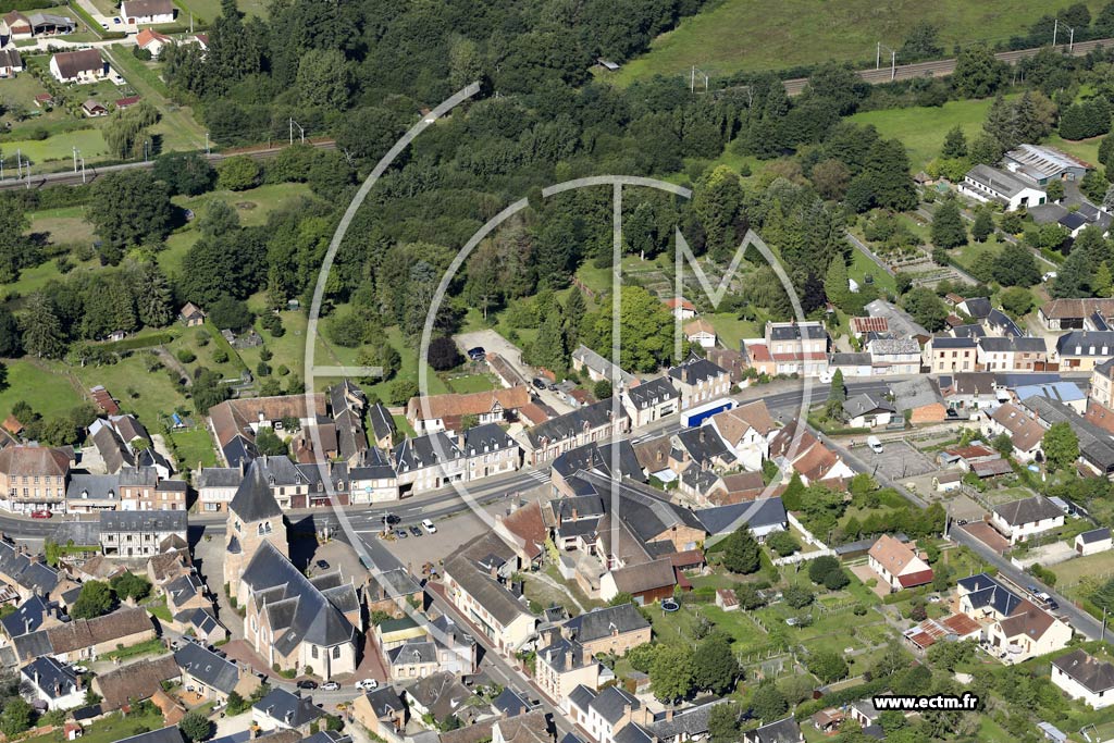 Photo arienne de Nouan-le-Fuzelier (Centre)