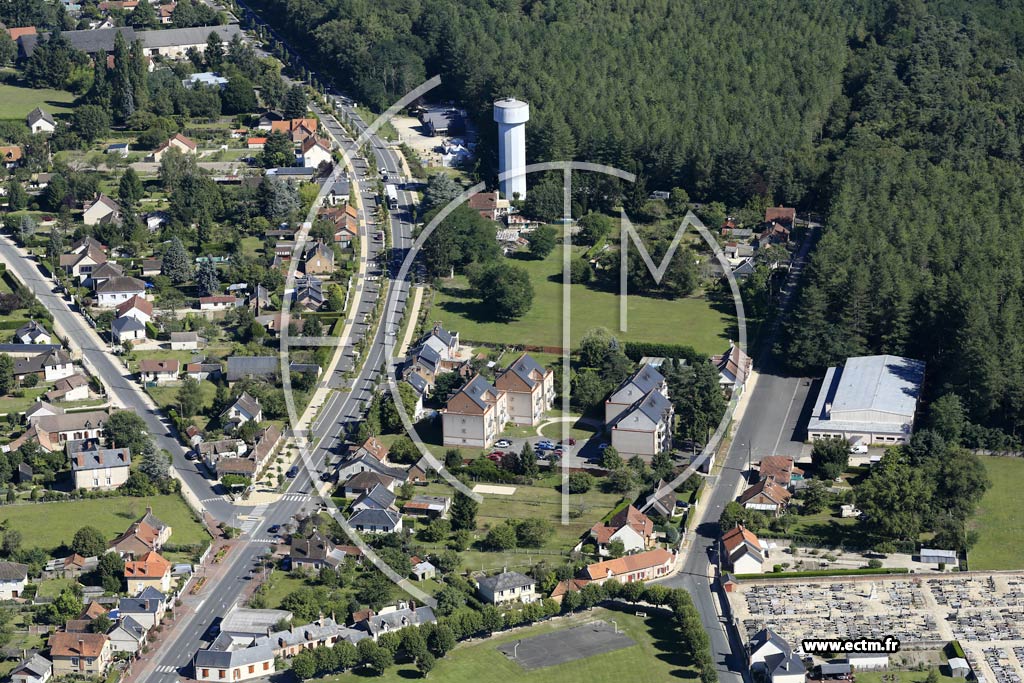 Photo arienne de Nouan-le-Fuzelier (Nord)