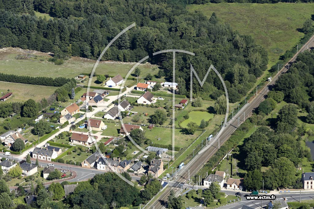 Photo arienne de Nouan-le-Fuzelier (Ouest)