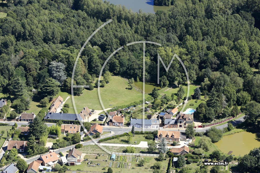 Photo arienne de Pierrefitte-sur-Sauldre (Centre)