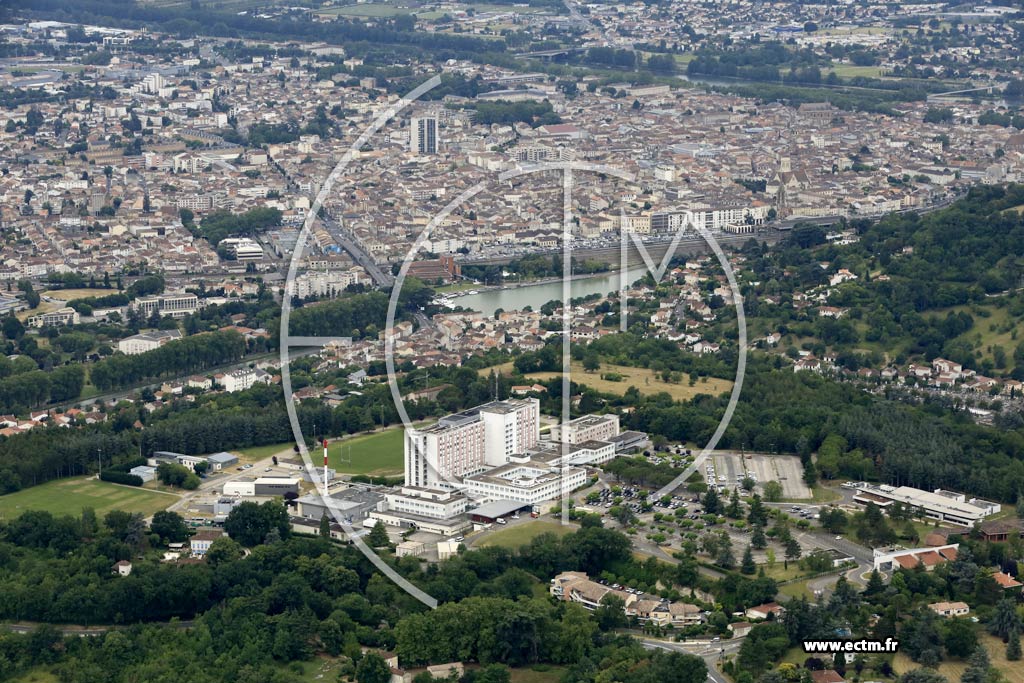Photo arienne de Agen (Centre Hospitalier d'Agen)