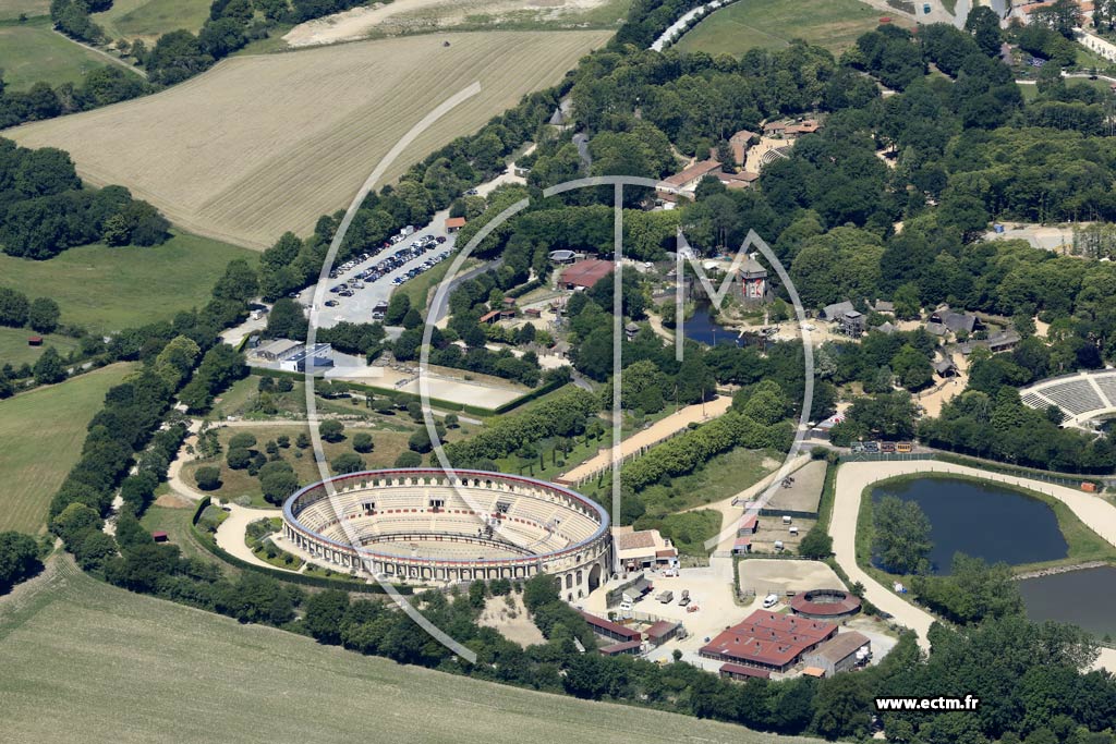 Photo arienne de Les Epesses (le Puy du Fou)