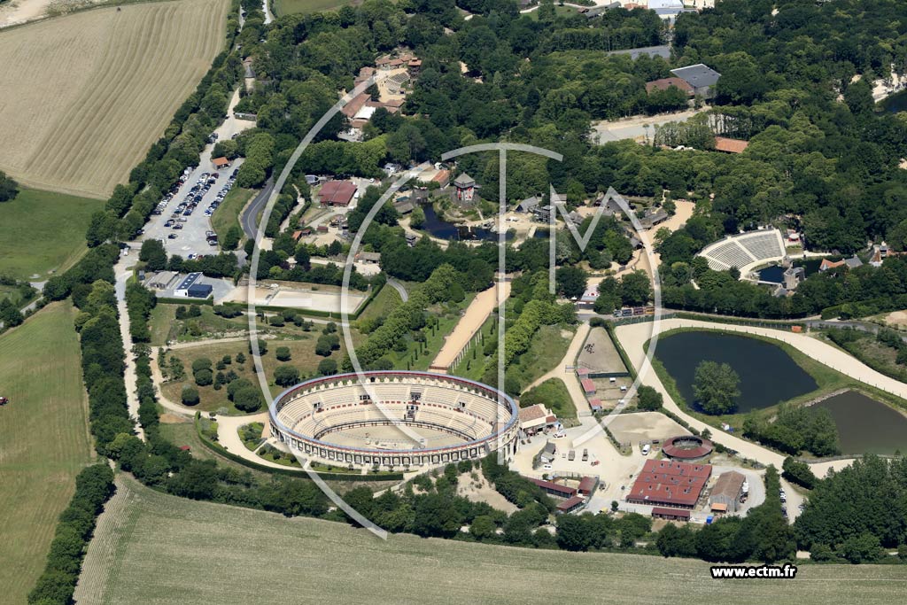 Photo arienne de Les Epesses (le Puy du Fou)