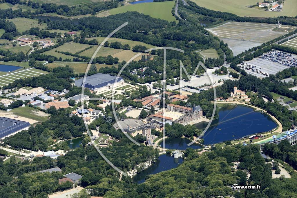 Photo arienne de Les Epesses (le Puy du Fou)