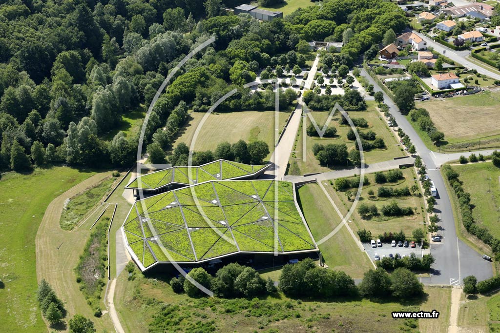 Photo arienne de Les Lucs-sur-Boulogne (Historial de la vende)