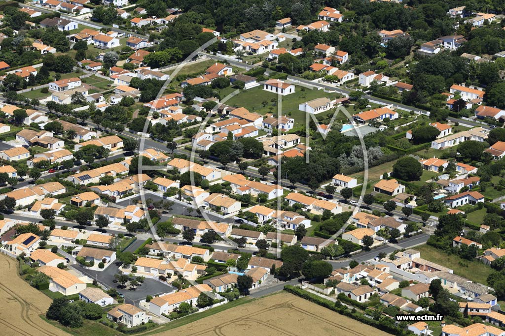 Photo arienne de La Bre-les-Bains
