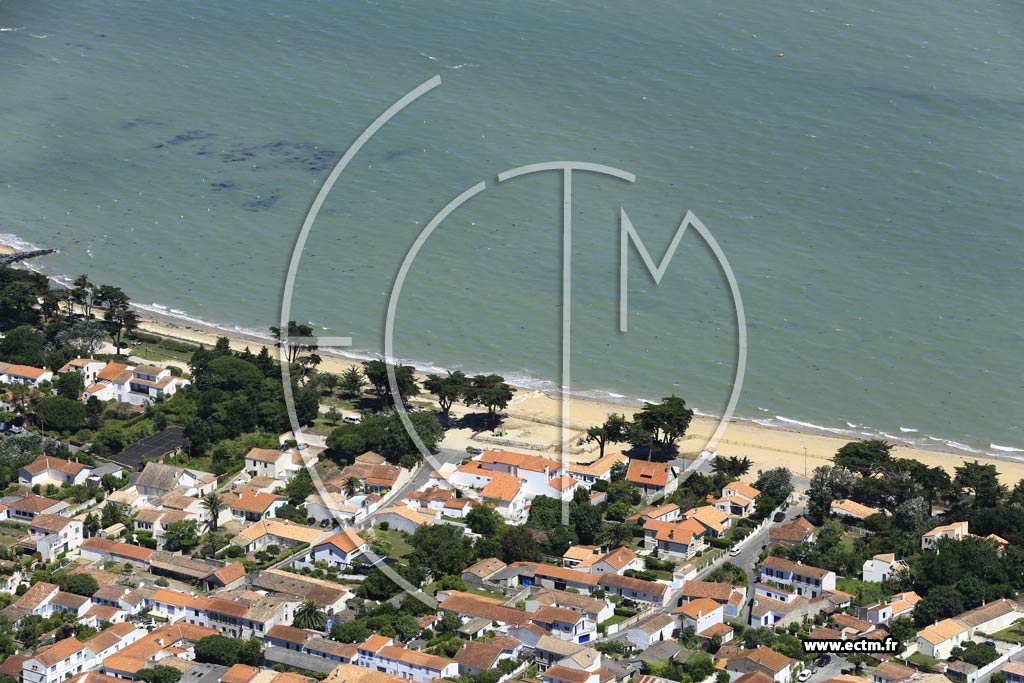 Photo arienne de La Bre-les-Bains