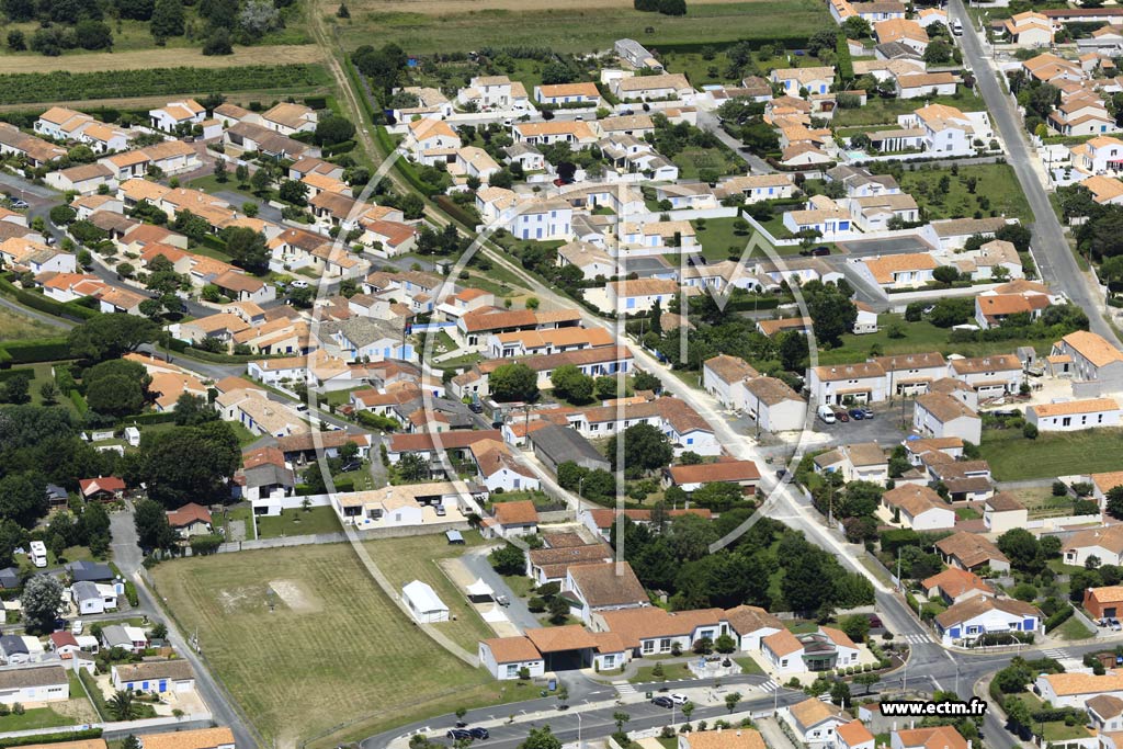 Photo arienne de La Bre-les-Bains