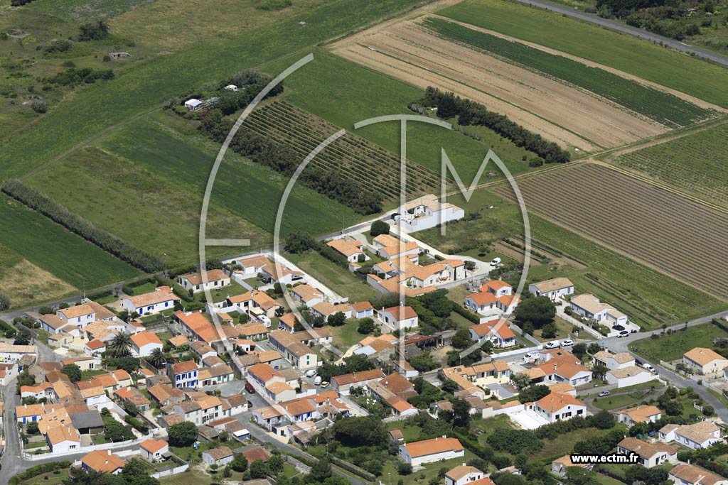 Photo arienne de Saint-Denis-d'Olron (Chassiron)