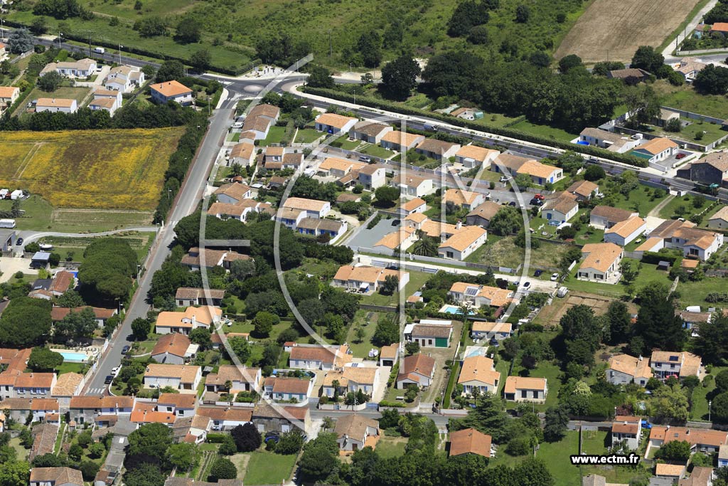 Photo arienne de Saint-Georges-d'Olron (Chray)