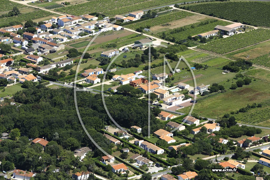 Photo arienne de Saint-Pierre-d'Olron (La Biroire)