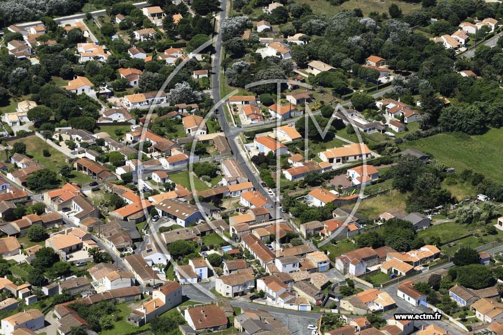 Photo arienne de Saint-Pierre-d'Olron (La Biroire)